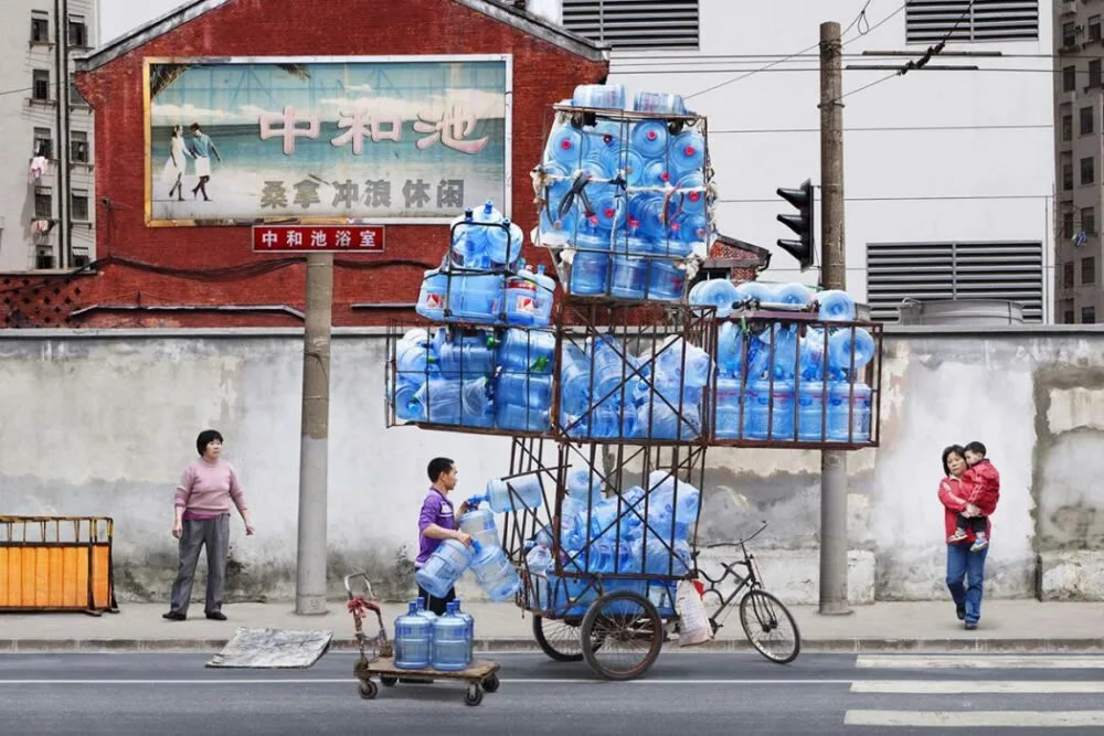 Totems Shanghai's Porters By Alain Delorme