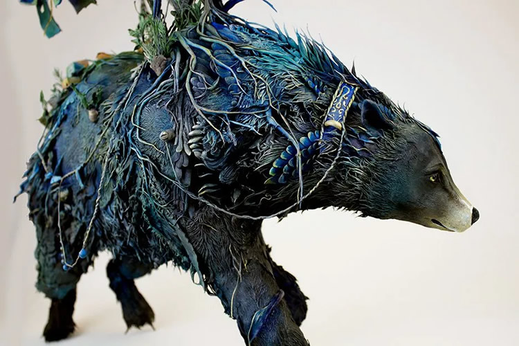 Surreal Sculptures Of Animals By Ellen Jewett