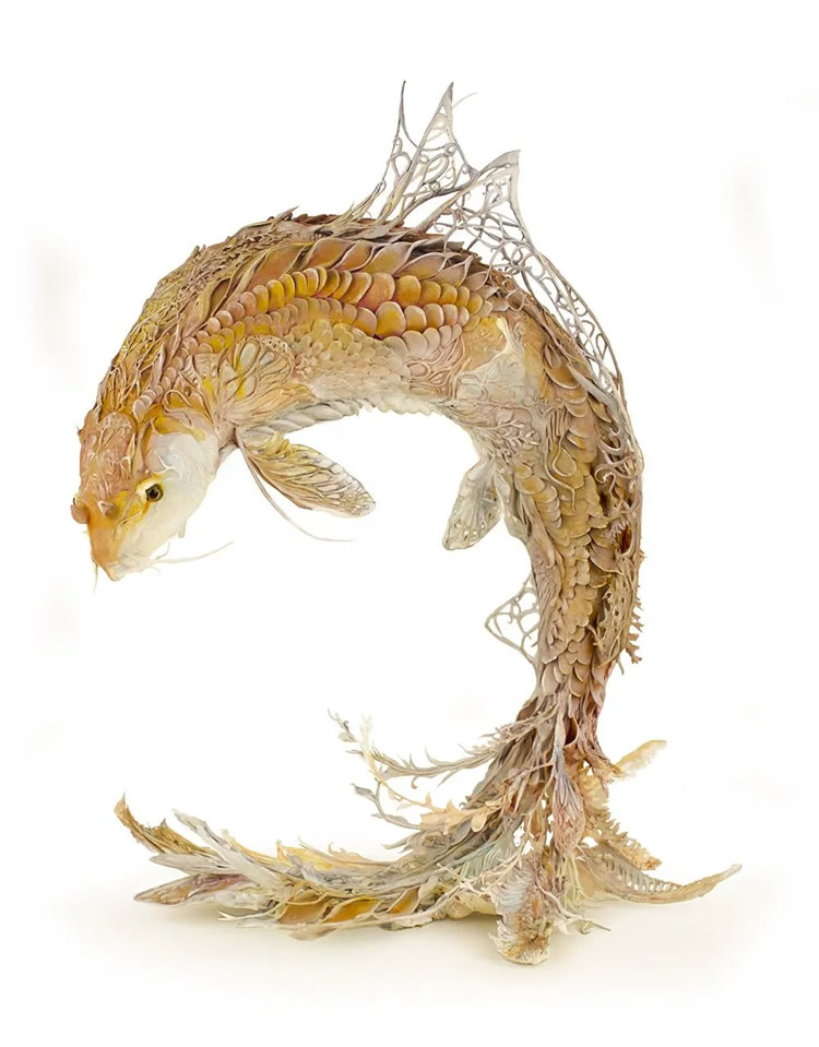 Surreal Sculptures Of Animals By Ellen Jewett