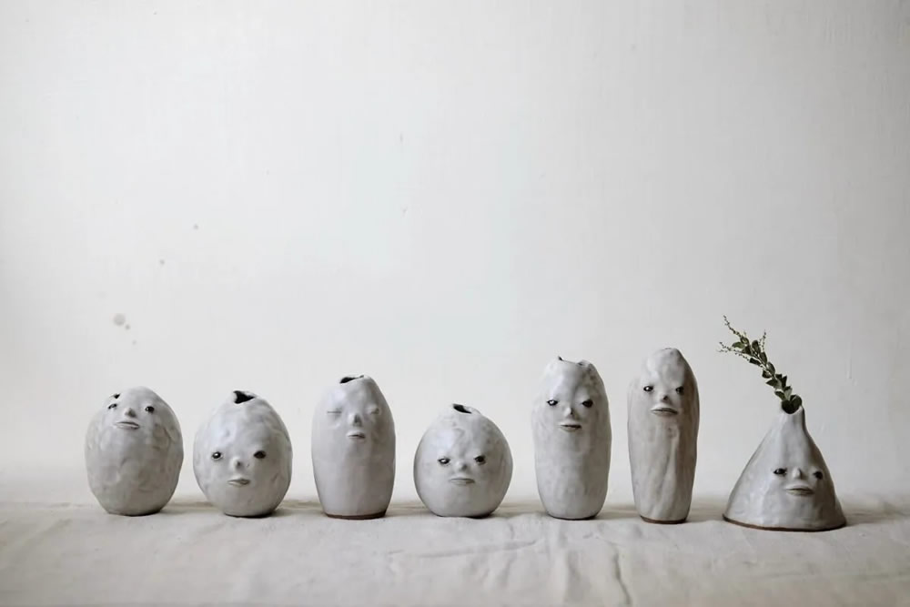 Emotive Little Faces Sculptures by Fan Yanting