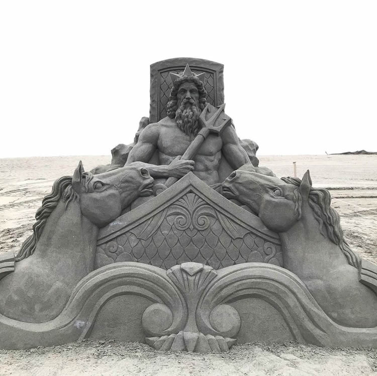 Sand Sculptures by Toshihiko Hosaka