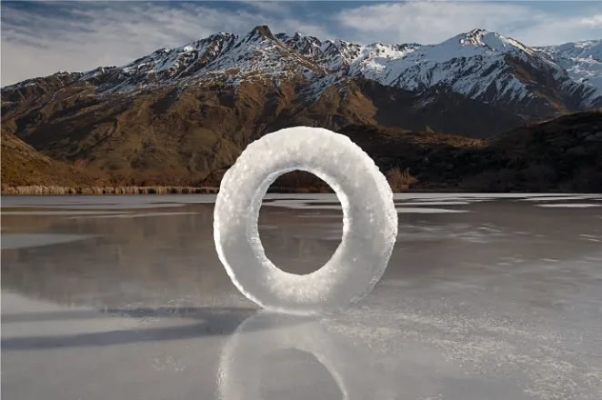 Reflective Circle Sculptures By Martin Hill