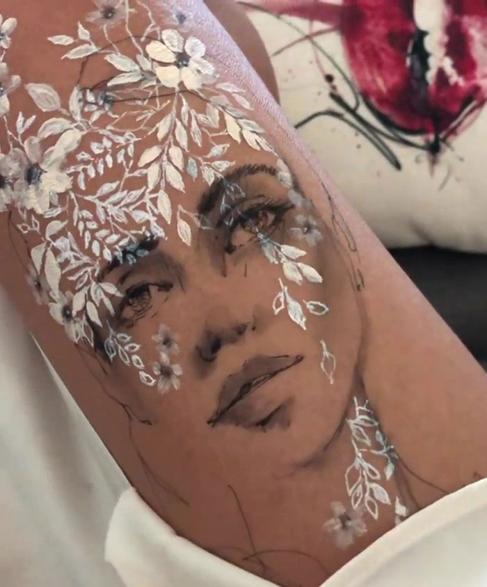 Ink Drawings Made On The Thighs By Randa Haddadin