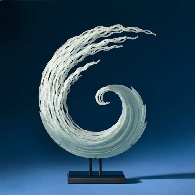 Glass Sculptures Of Waves And Sea By William LeQuier