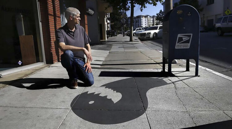 Street Artist Damon Belanger Painting Fake Shadows To Confuse People