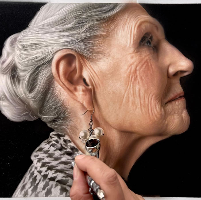 Hyper Realistic Portraits By Marissa Oosterlee