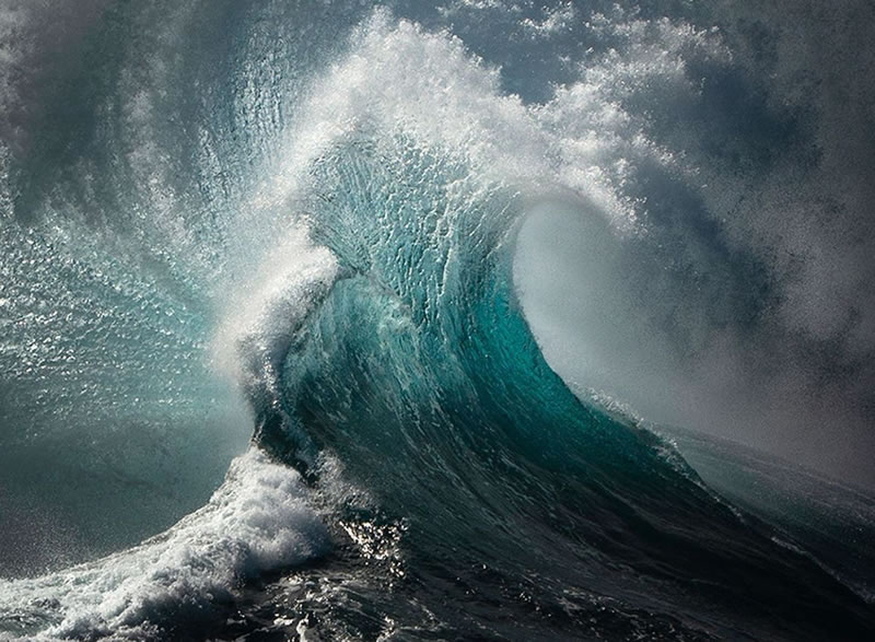 Incredible Photos of Waves By Ray Collins