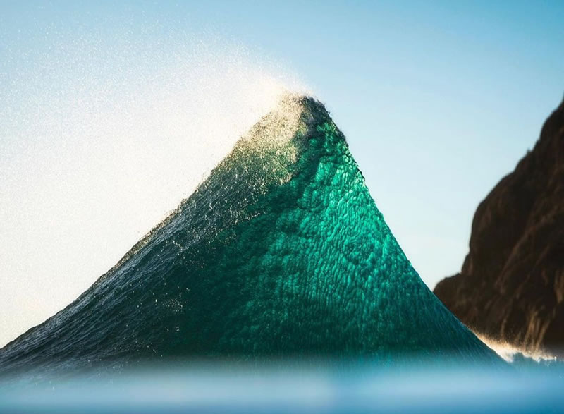 Incredible Photos of Waves By Ray Collins