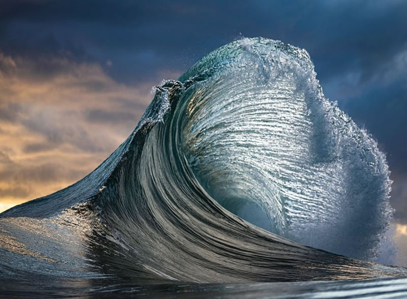 Incredible Photos of Waves By Ray Collins