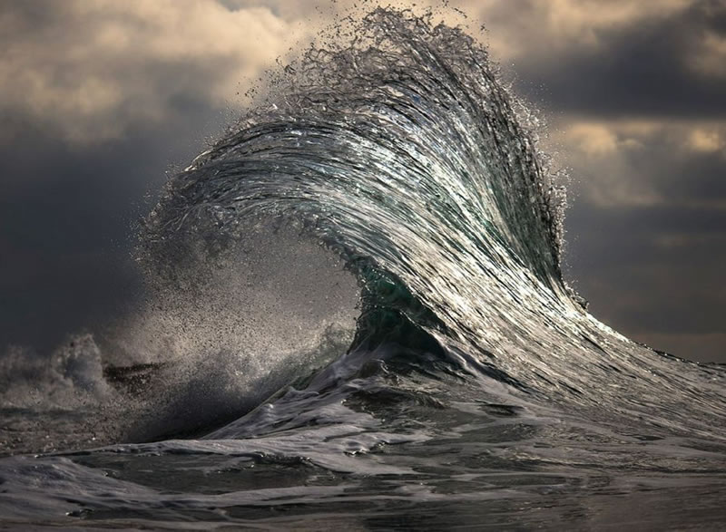 Incredible Photos of Waves By Ray Collins