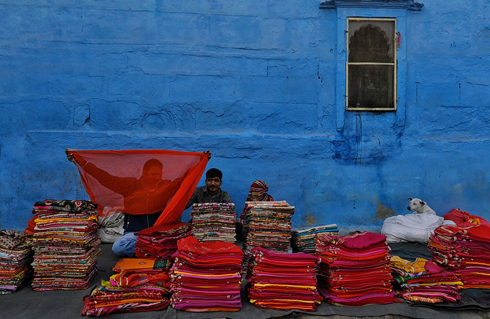 Indian Street Photography By Konark Basu