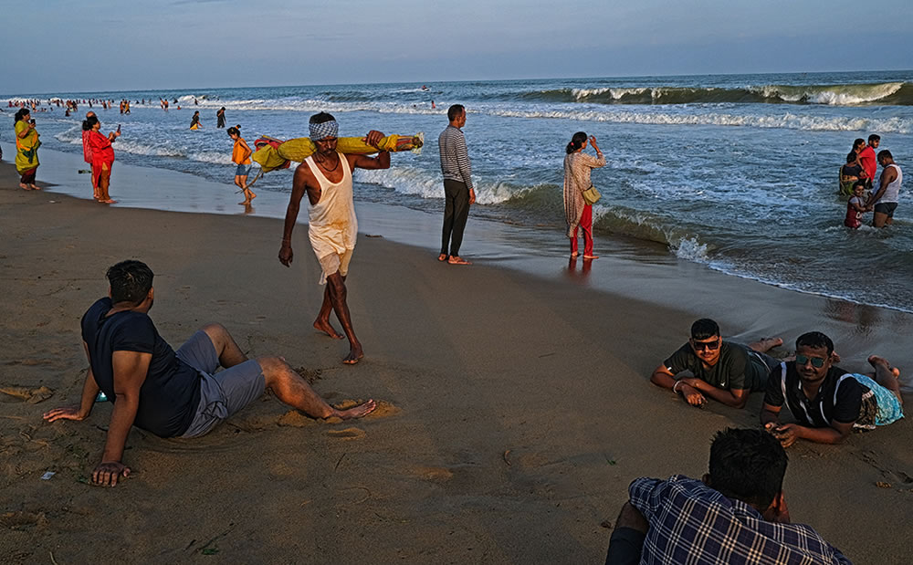 Indian Street Photography By Konark Basu