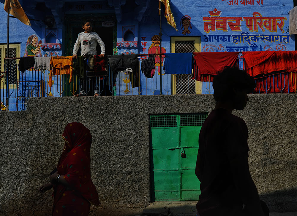 Indian Street Photography By Konark Basu