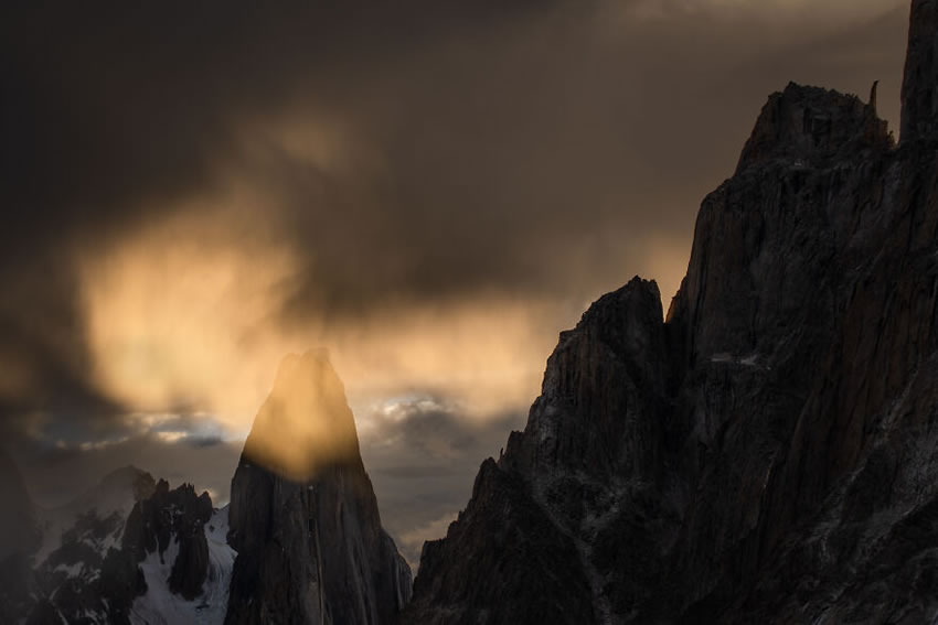 Karakoram Range Mountains By Tomasz Przychodzien