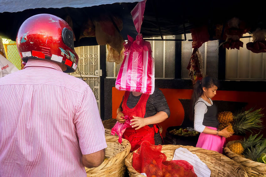 Colorful Street Photography Of Nicaragua By Dan Morris