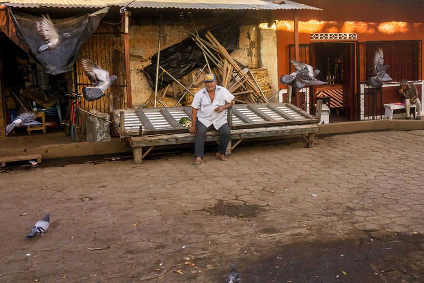 Colorful Street Photography Of Nicaragua By Dan Morris