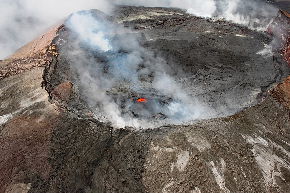 Hawaii's Volcanic Sites