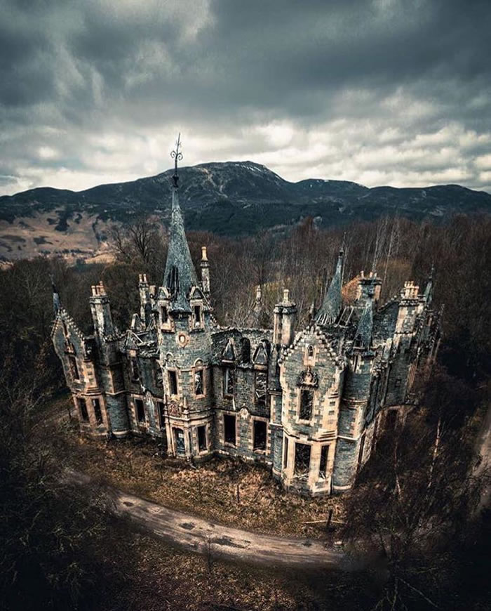 Beautiful Abandoned Places Worldwide