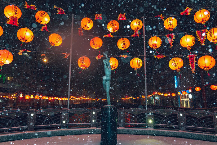 Japan Lantern Festival In The Snow By Yuichi Yokota