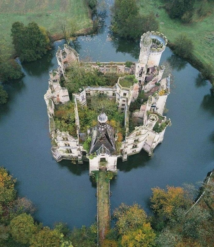 Beauty Of Abandoned Places Worldwide