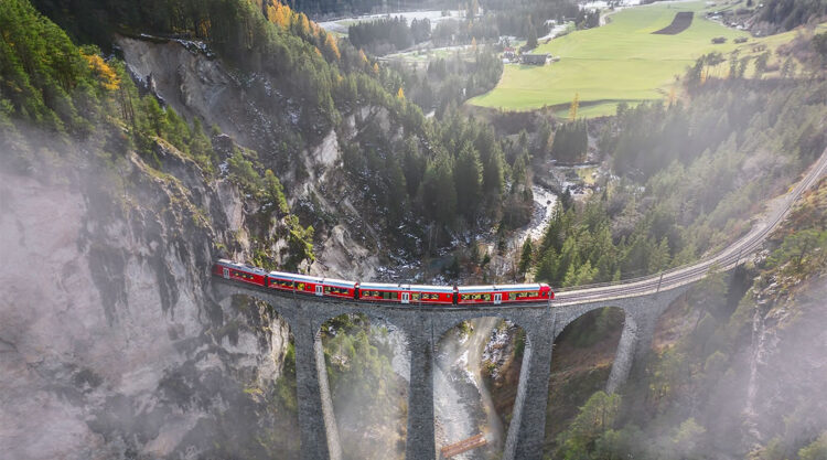 Train Photography By Tamás Rizsavi