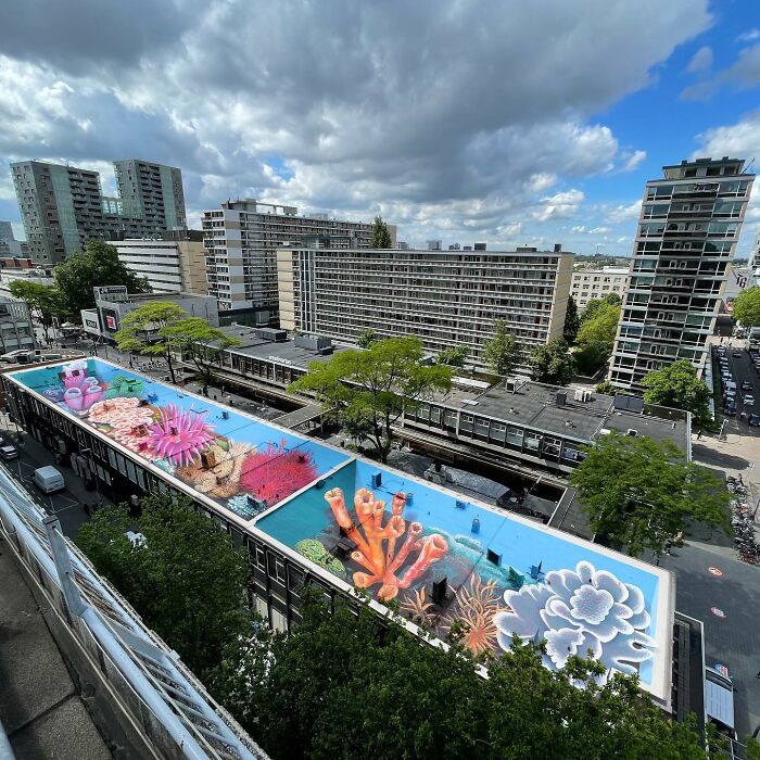 Painting 3D Murals by Leon Keer 