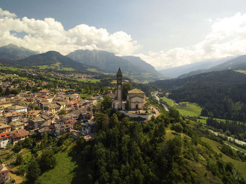 Churches And Chapels Across Europe by Vincent Croce