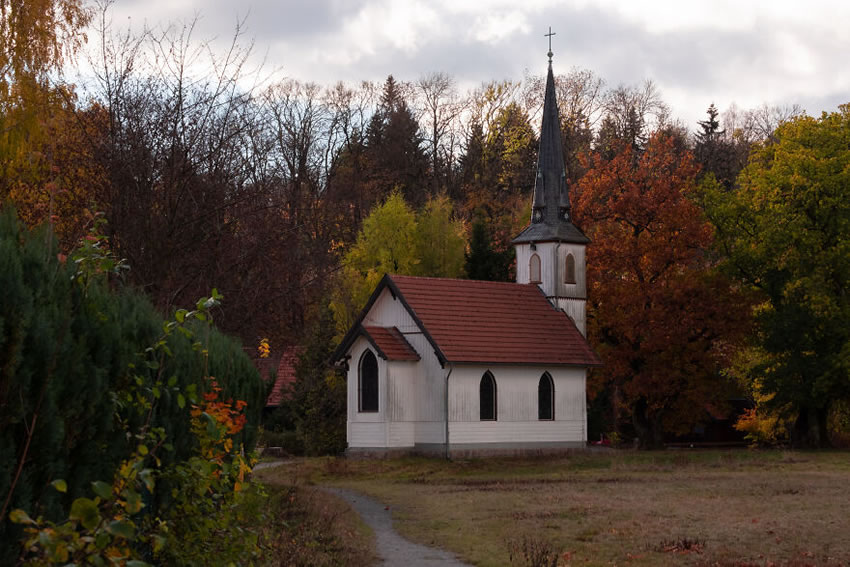 Churches And Chapels Across Europe by Vincent Croce