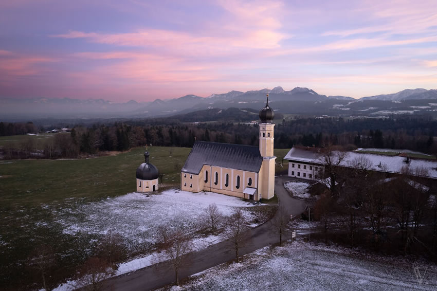 Churches And Chapels Across Europe by Vincent Croce