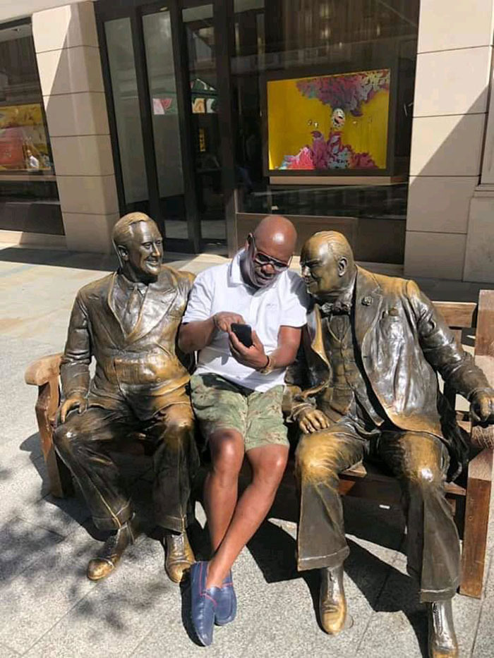 Funny People Posing With Statues