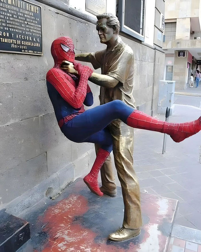 Funny People Posing With Statues