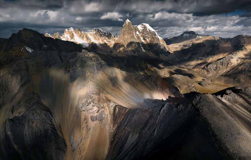 Peruvian Andes Landscape Photography by Karol Nienartowicz