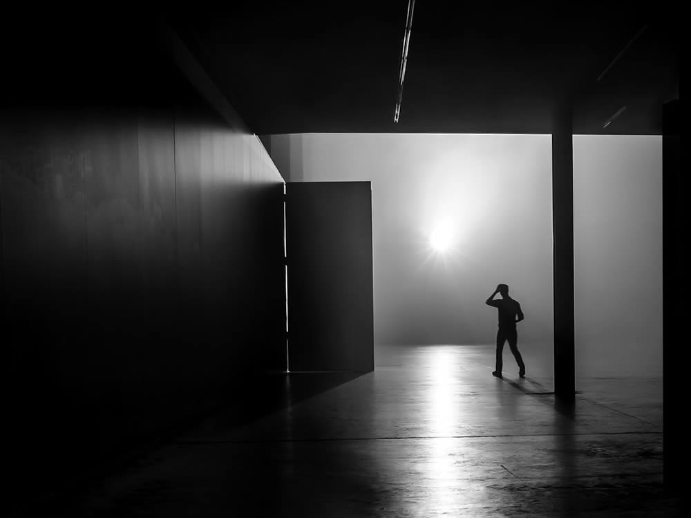 Black And White Street Photography By Rupert Vandervell