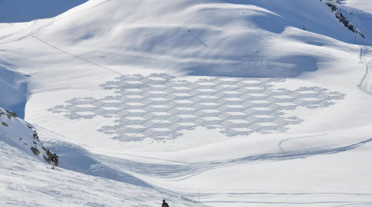 Snow Art By Simon Beck