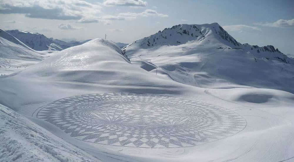 Snow Art By Simon Beck