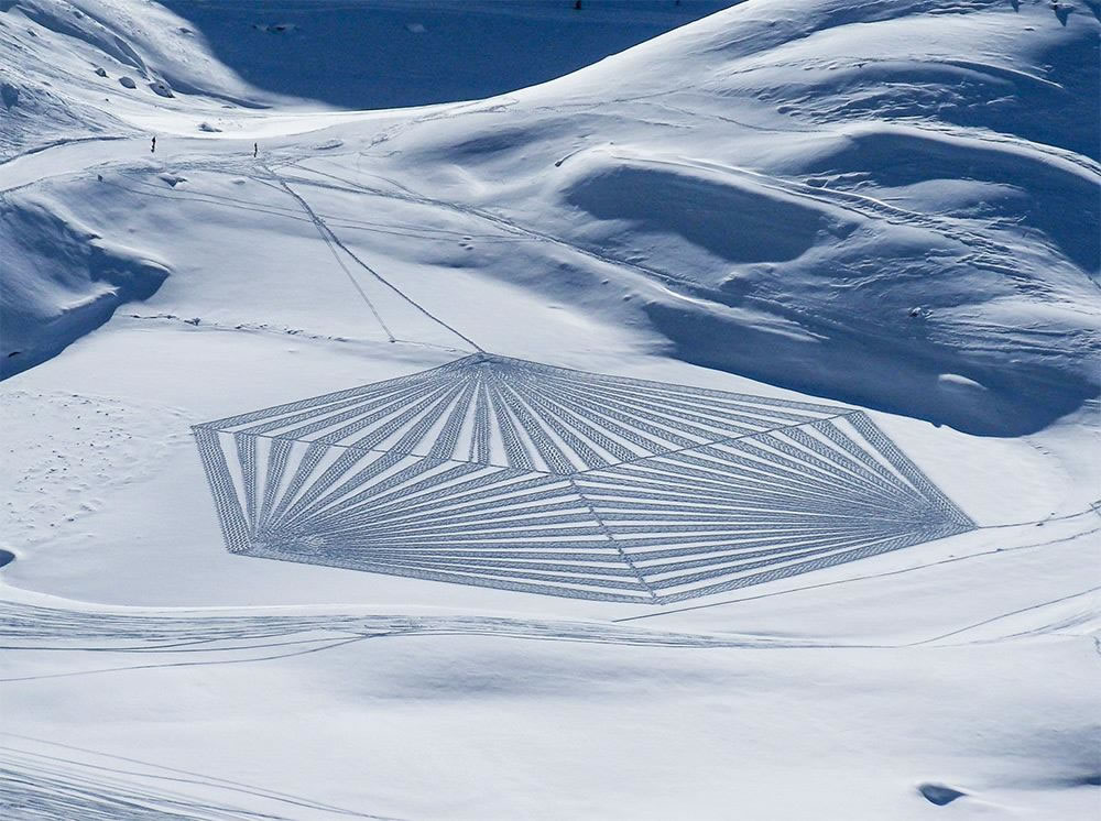 Snow Art By Simon Beck