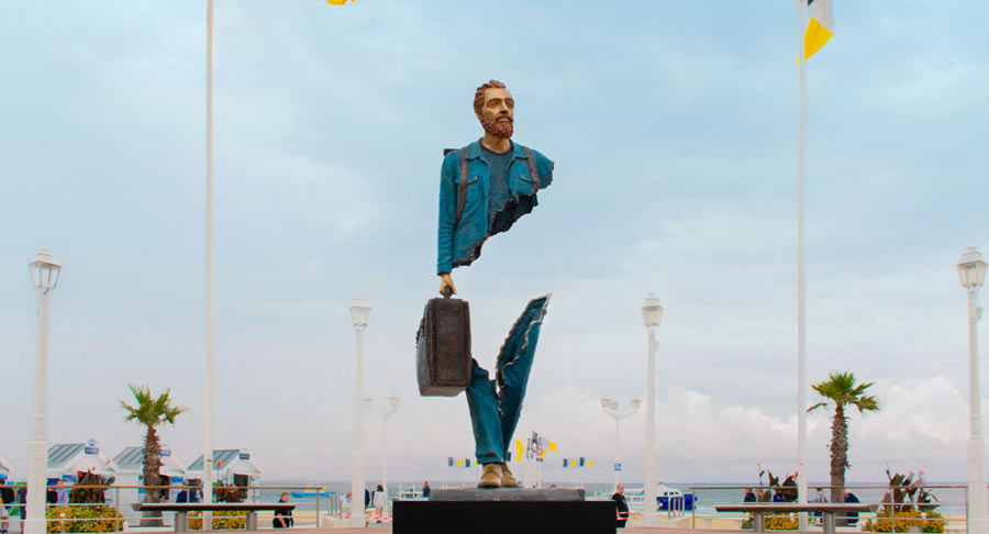 Sculptures Of Fragmented Travelers By Bruno Catalano