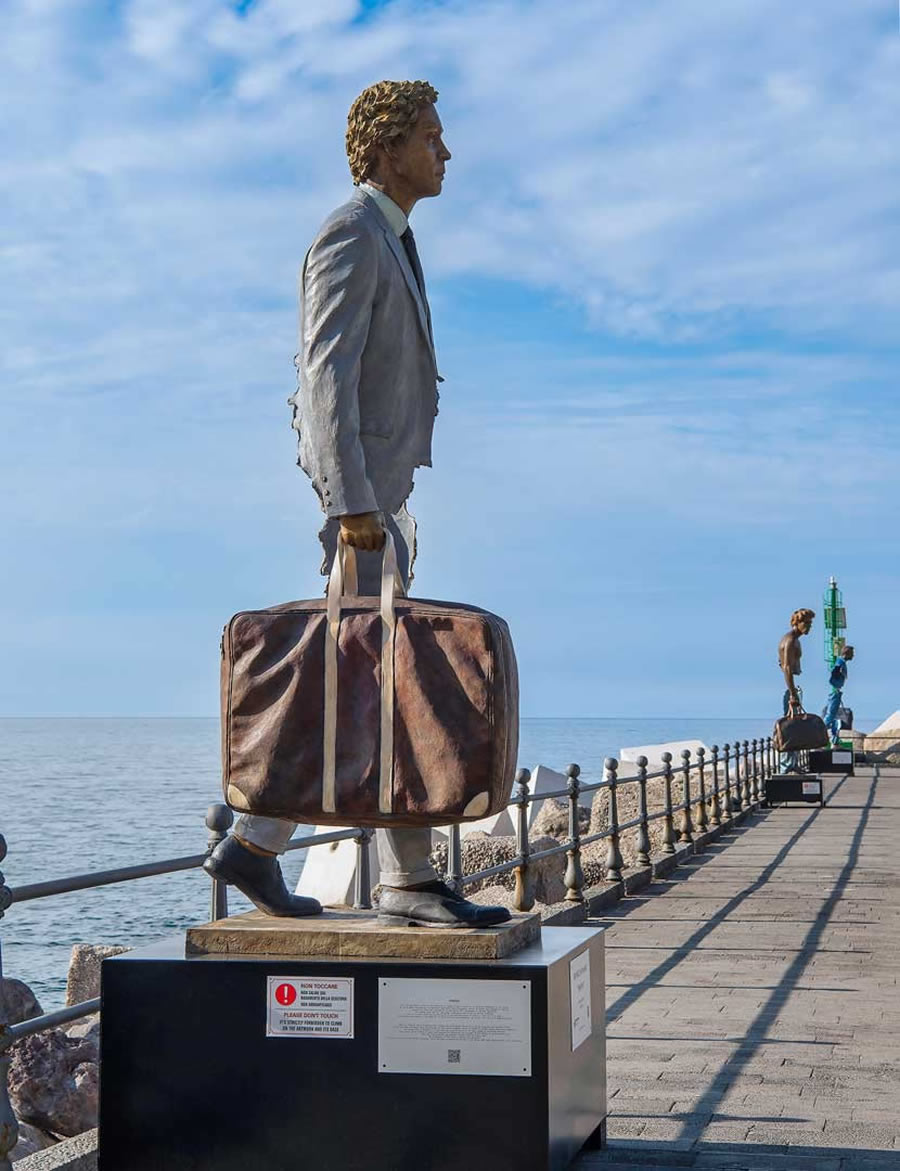 Sculptures Of Fragmented Travelers By Bruno Catalano