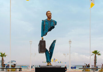 Sculptures Of Fragmented Travelers By Bruno Catalano