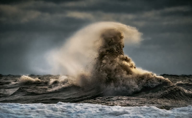 Waves Of Lake Erie By Trevor Pottelberg