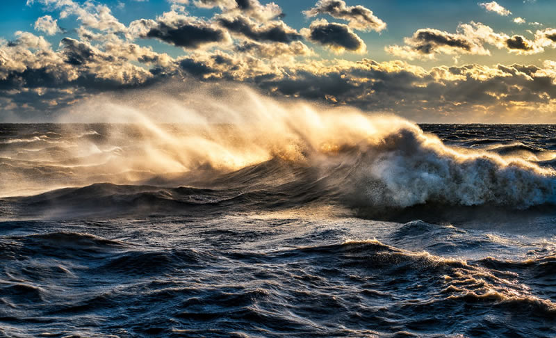 Waves Of Lake Erie By Trevor Pottelberg