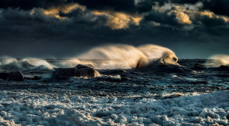 Waves Of Lake Erie By Trevor Pottelberg