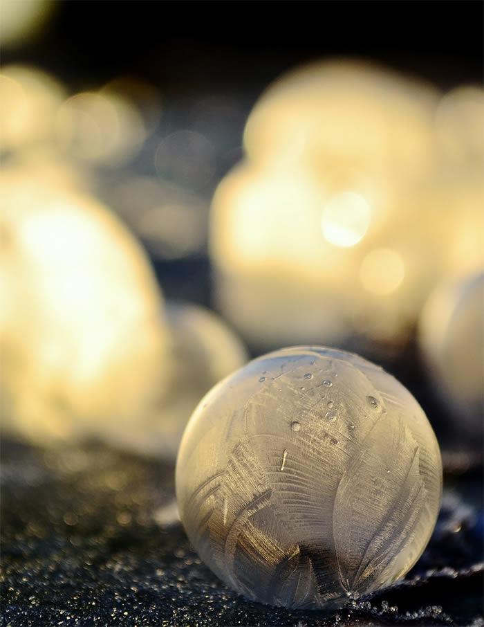 Beautiful Macro Photos Of Frozen Soap Bubbles By Angela Kelly