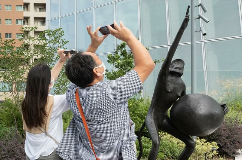 Perfect Timing Street Photography by Edas Wong