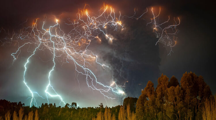 Volcano Photography By Francisco Negroni