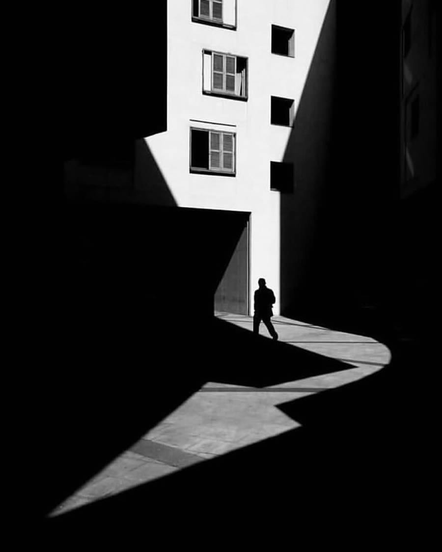 Striking Black And White Street Photos For Your Inspiration