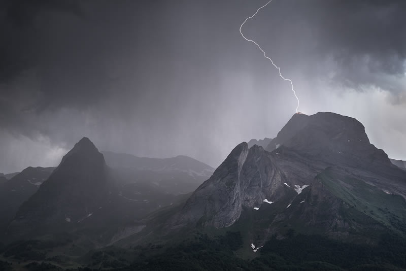 Stunning Photos Of Mountains By Maxime Daviron