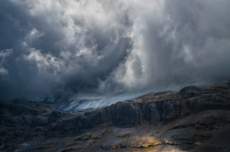 Stunning Photos Of Mountains By Maxime Daviron