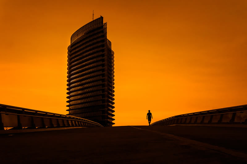 Street Photos In The City Of Zaragoza, Spain By Joaquin Pastor Genzor