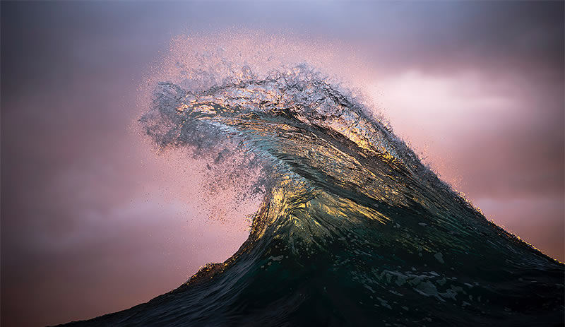 Breathtaking Photos Of Waves By Ray Collins